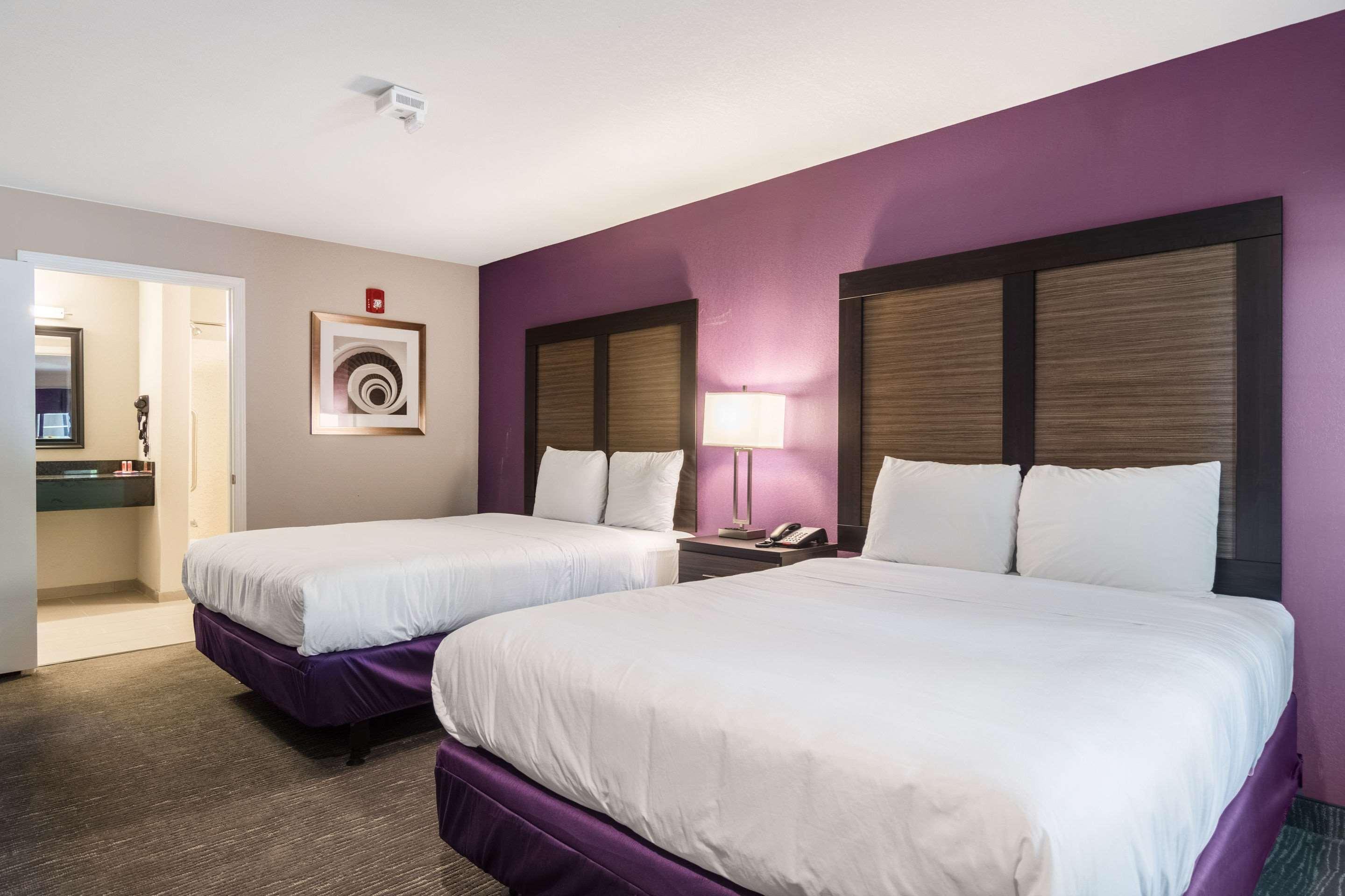 Econo Lodge Inn & Suites North Little Rock Near Riverfront Buitenkant foto